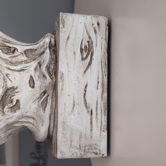 Rustic Horse Sculpture - Picture 4 of 4